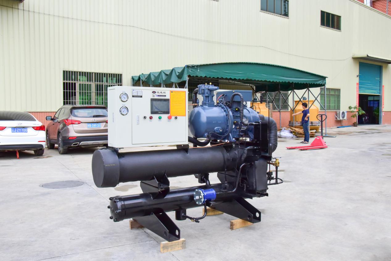 d885ba90af4346ea8195b784de81e6fa.jpg d885ba90af4346ea8195b784de81e6fa.jpg