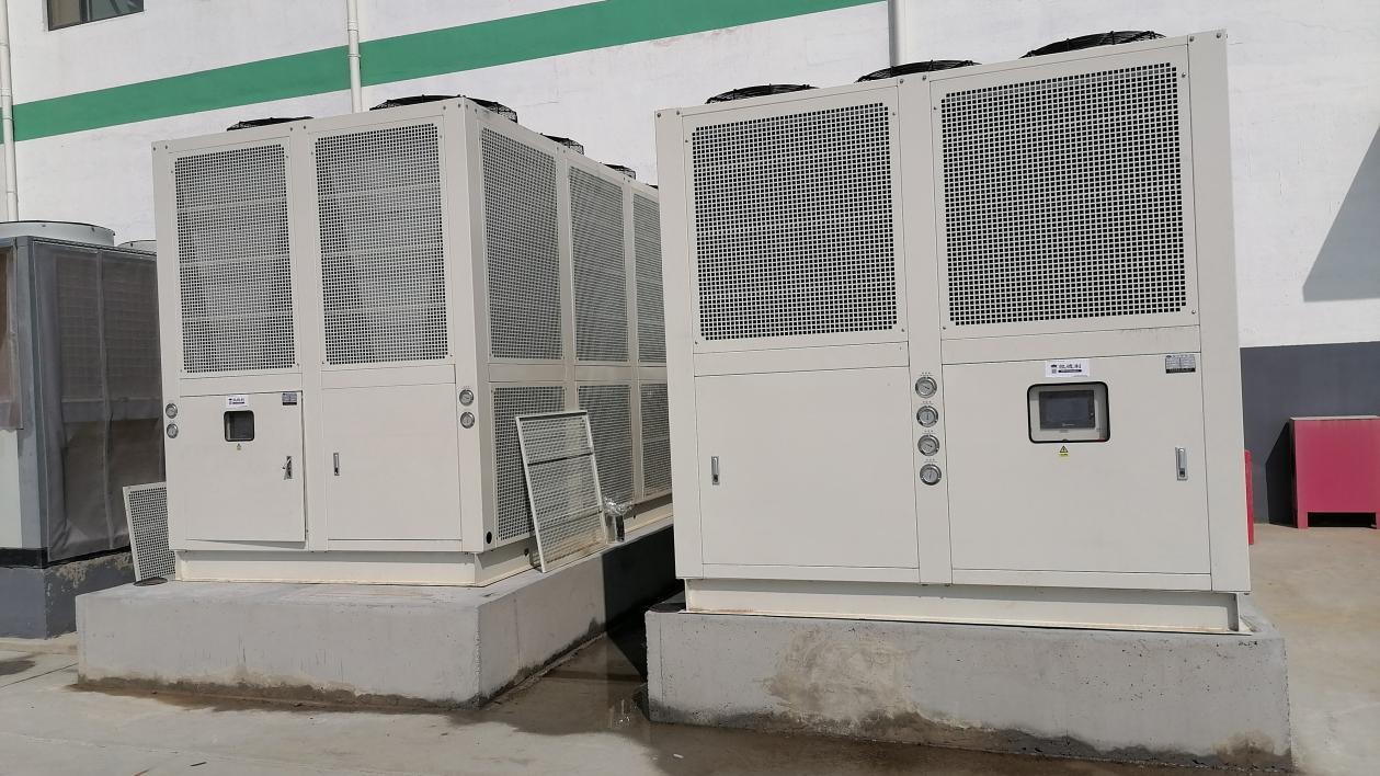 c593160d4f2a44708ea14eeb6e56c91f~noop.jpg c593160d4f2a44708ea14eeb6e56c91f~noop.jpg